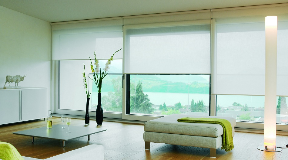 Рулонные шторы: удобно, красиво, практично